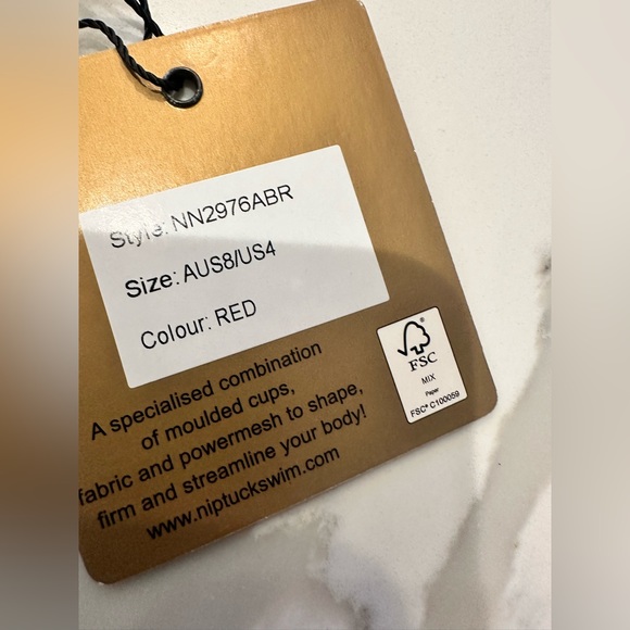 NWT NIPTUCK SWIM red bandana style size 4
Niptuck One Piece Swim - Picture 7 of 10